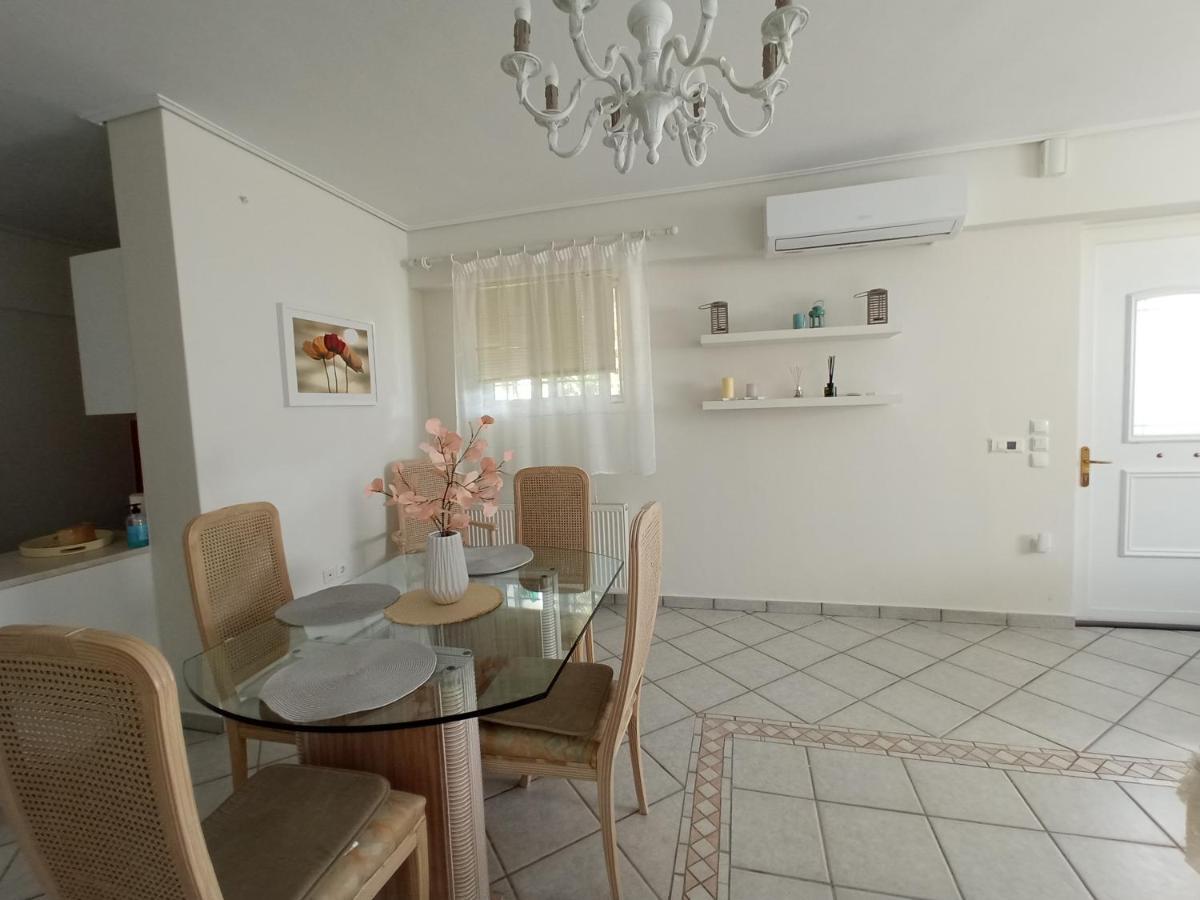 דירות ארטמידה Flat With Garden Near Sea, Port And Airport מראה חיצוני תמונה