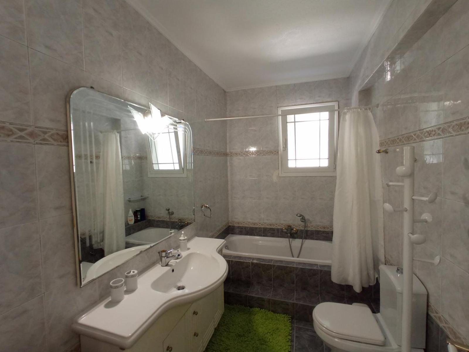 דירות ארטמידה Flat With Garden Near Sea, Port And Airport חדר תמונה