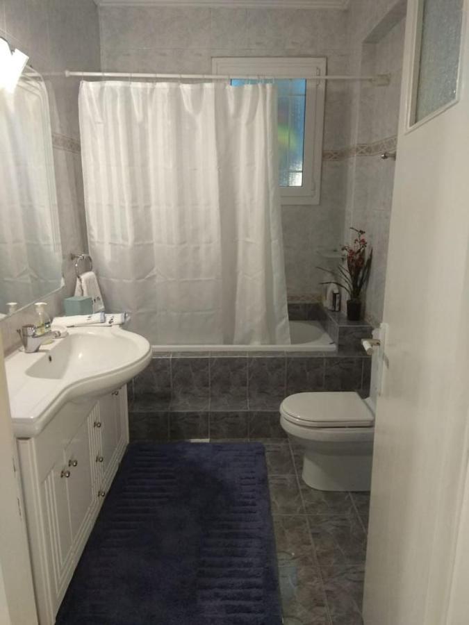 דירות ארטמידה Flat With Garden Near Sea, Port And Airport מראה חיצוני תמונה